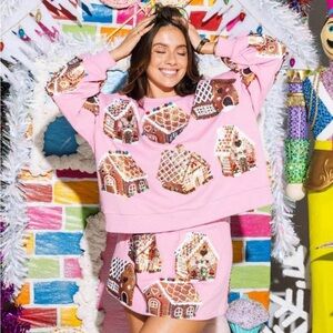 QOS worn once- gingerbread house sweatshirt